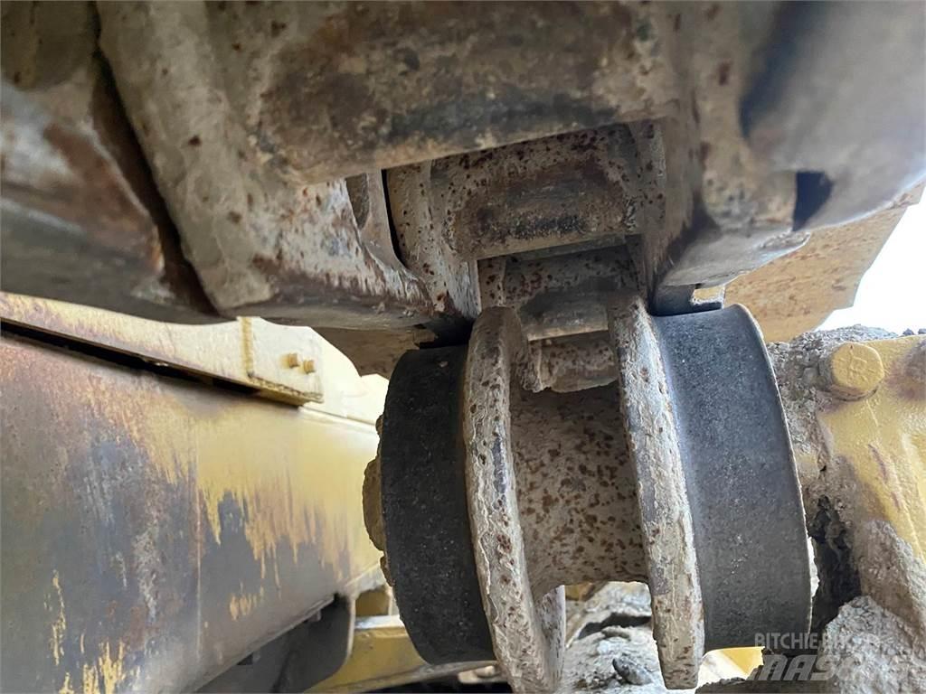 CAT D7E Buldozere pe senile