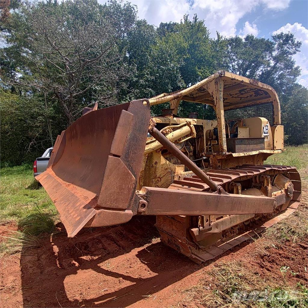 CAT D7E Buldozere pe senile