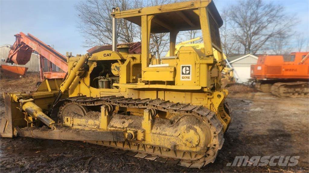 CAT D7F Buldozere pe senile