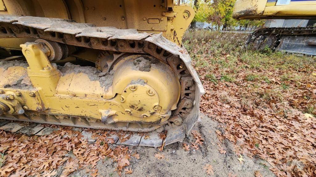 CAT D7F Buldozere pe senile