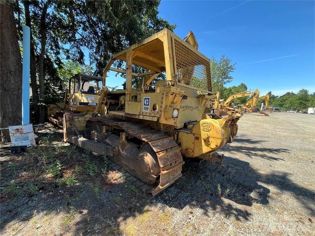 CAT D7G Buldozere pe senile