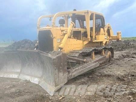 CAT D8H Buldozere pe senile