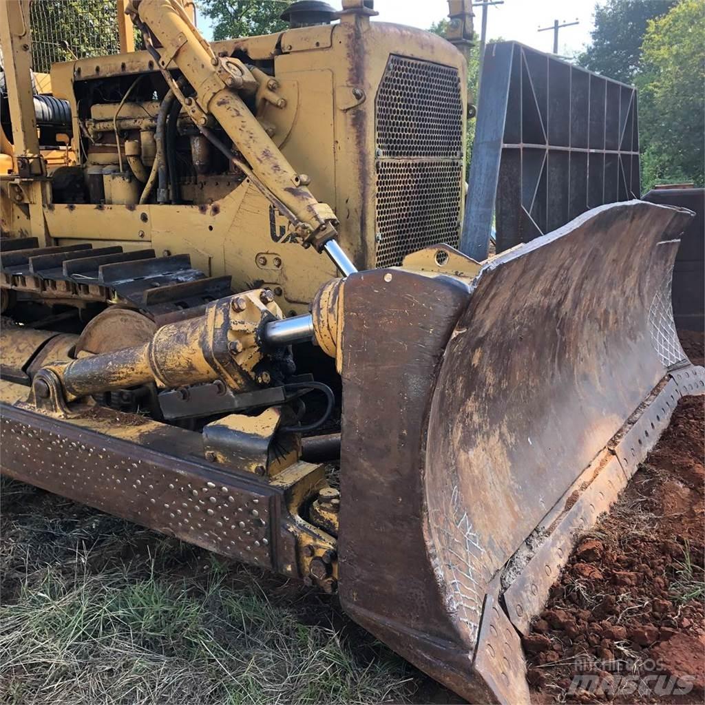 CAT D8H Buldozere pe senile