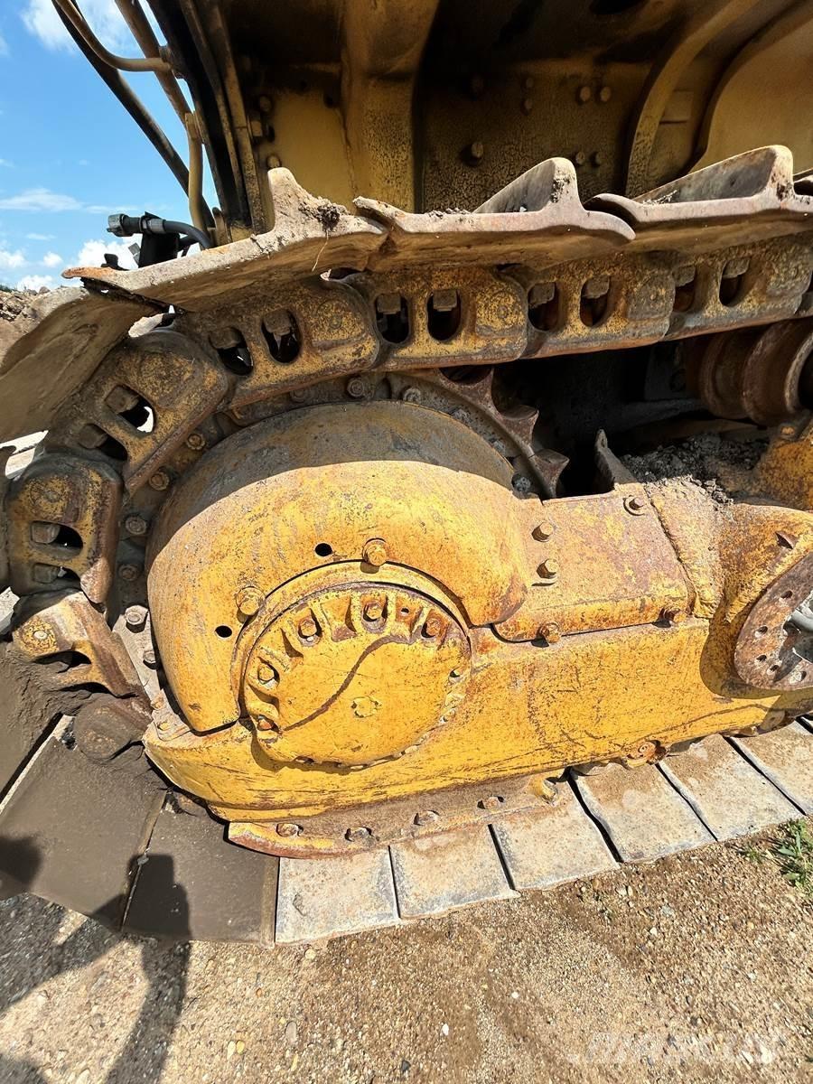 CAT D8H Buldozere pe senile
