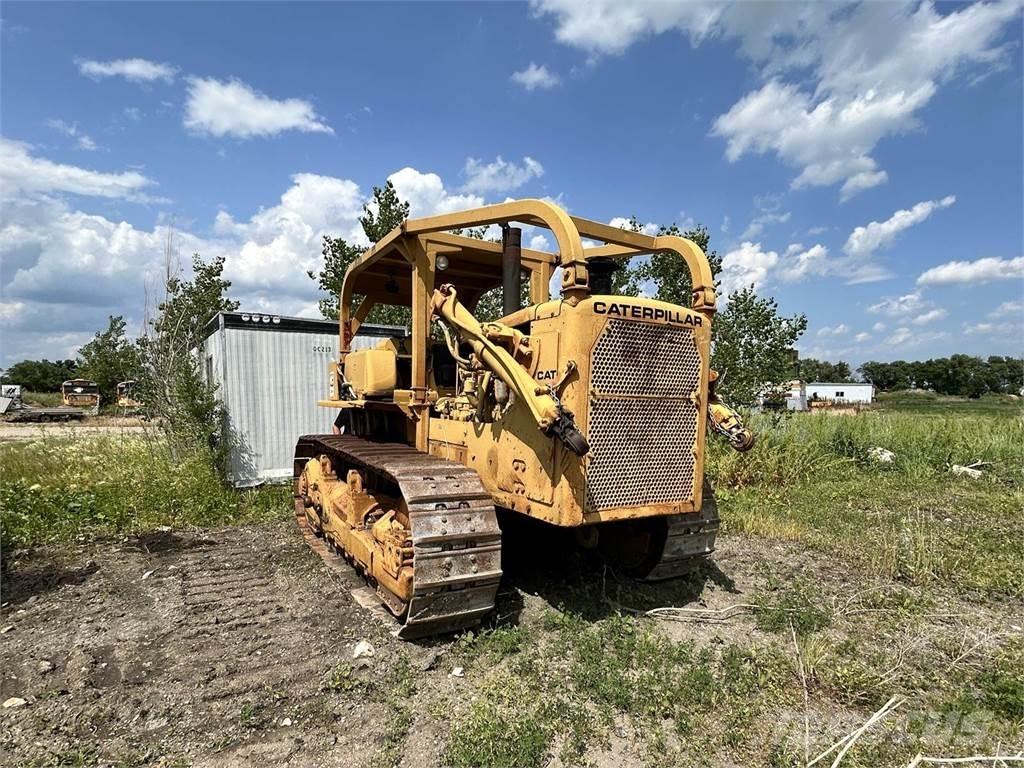 CAT D8H Buldozere pe senile