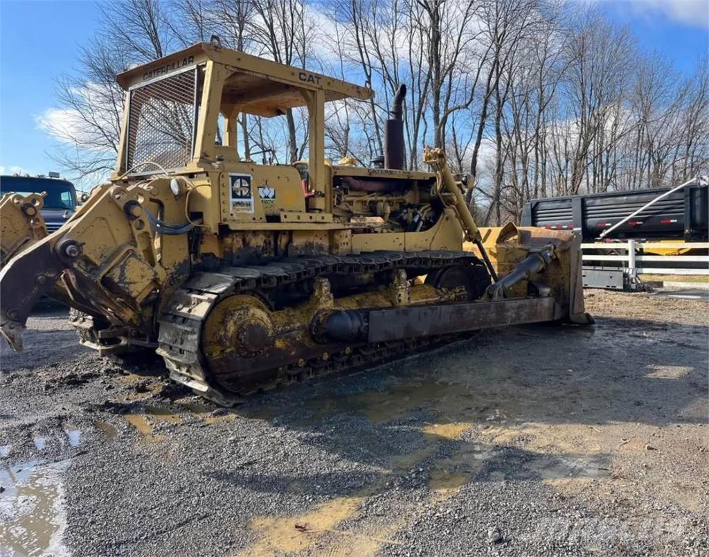 CAT D8H Buldozere pe senile