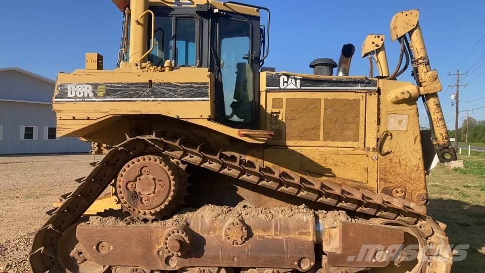 CAT D8R Buldozere pe senile