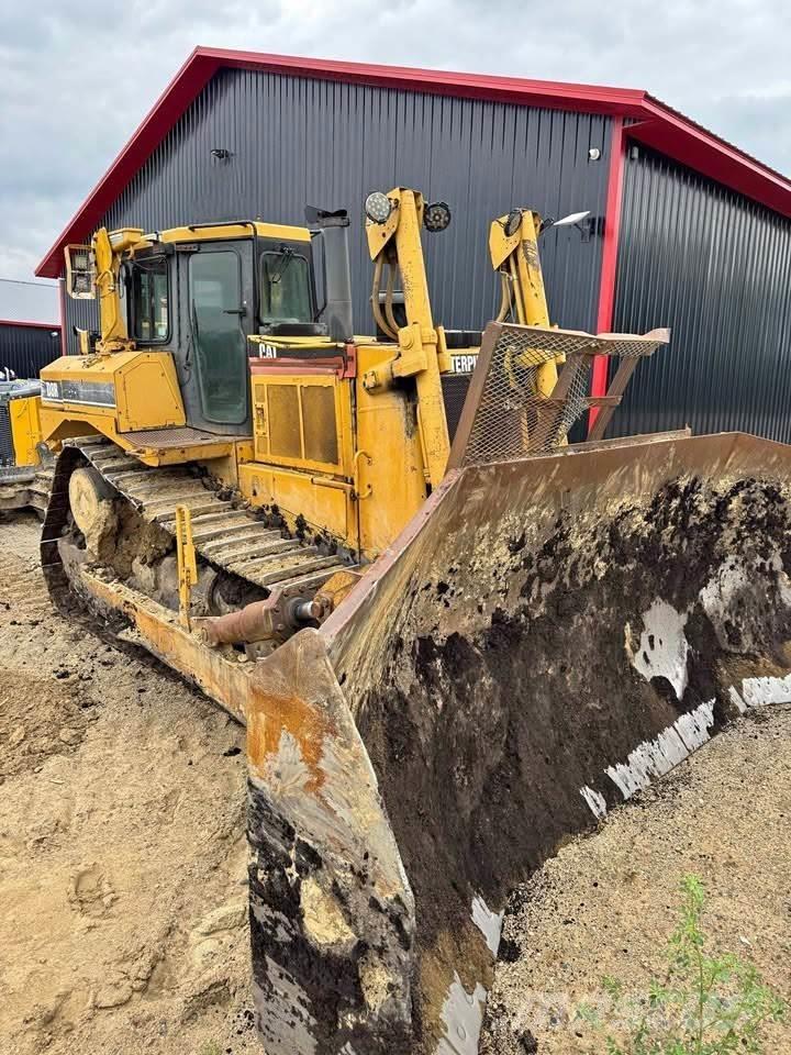 CAT D8R Buldozere pe senile