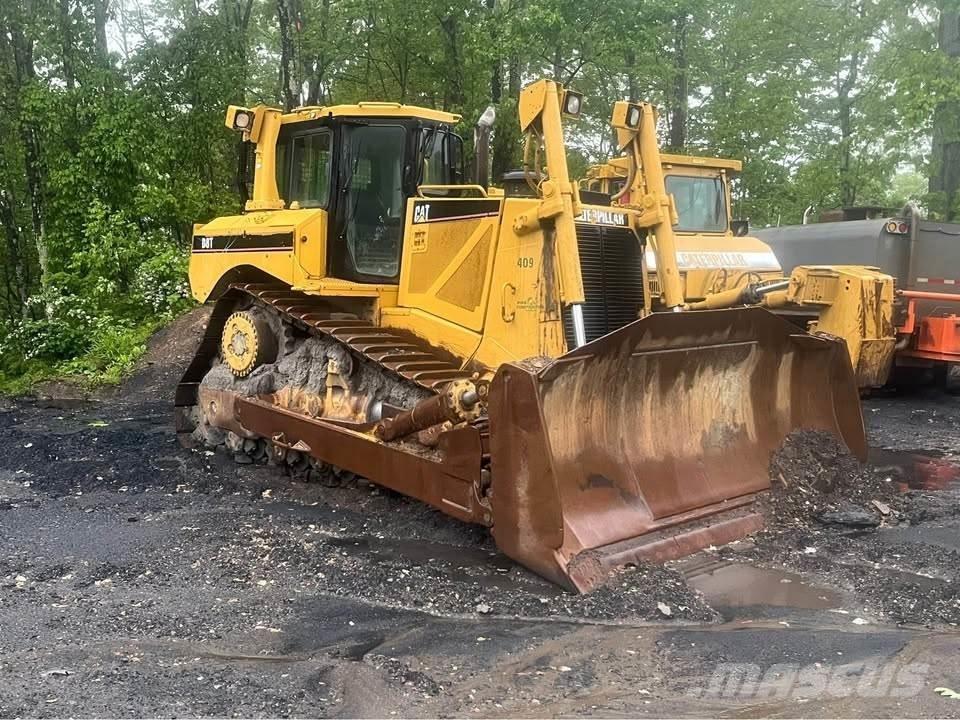 CAT D8T Buldozere pe senile