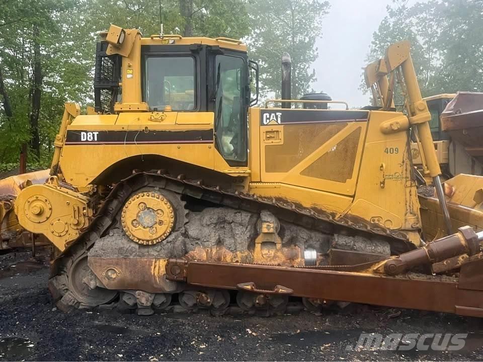 CAT D8T Buldozere pe senile