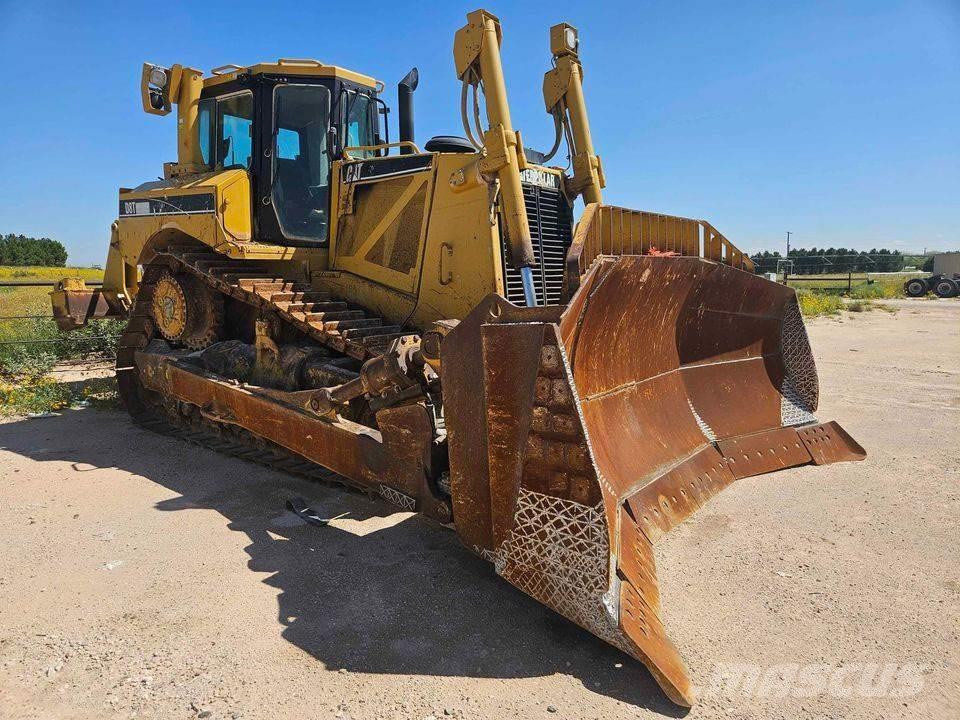 CAT D8T Buldozere pe senile
