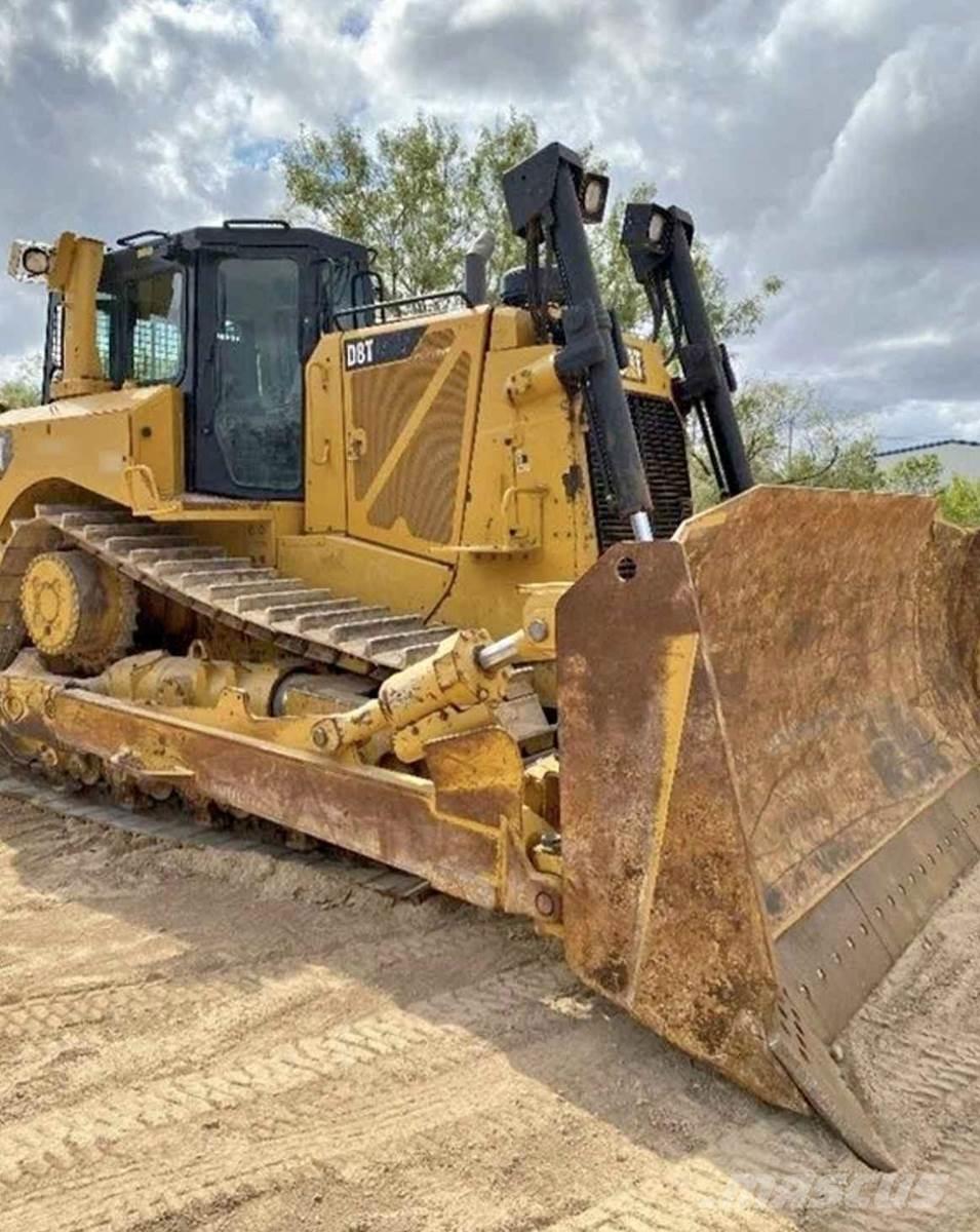 CAT D8T Buldozere pe senile