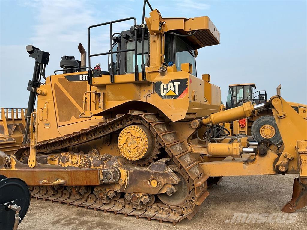 CAT D8T Buldozere pe senile
