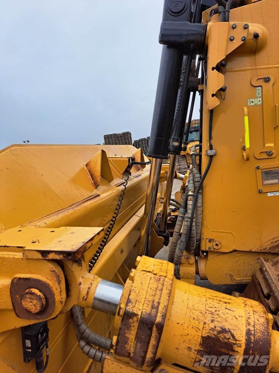 CAT D8T Buldozere pe senile
