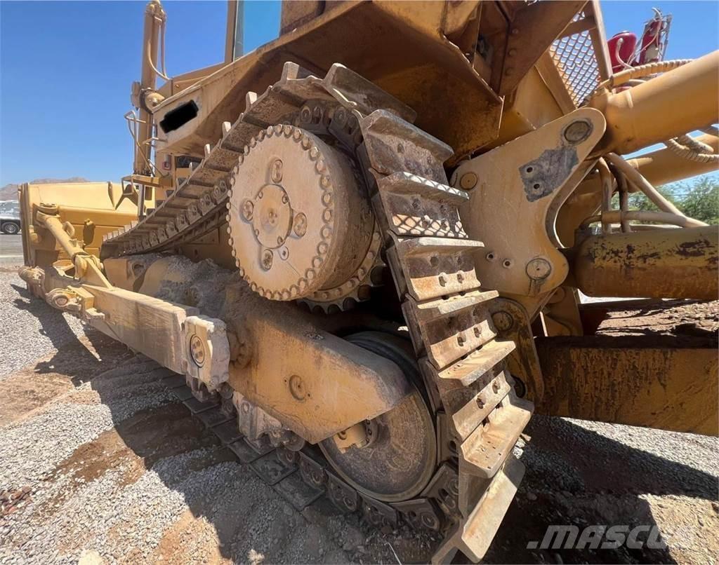 CAT D9L Buldozere pe senile