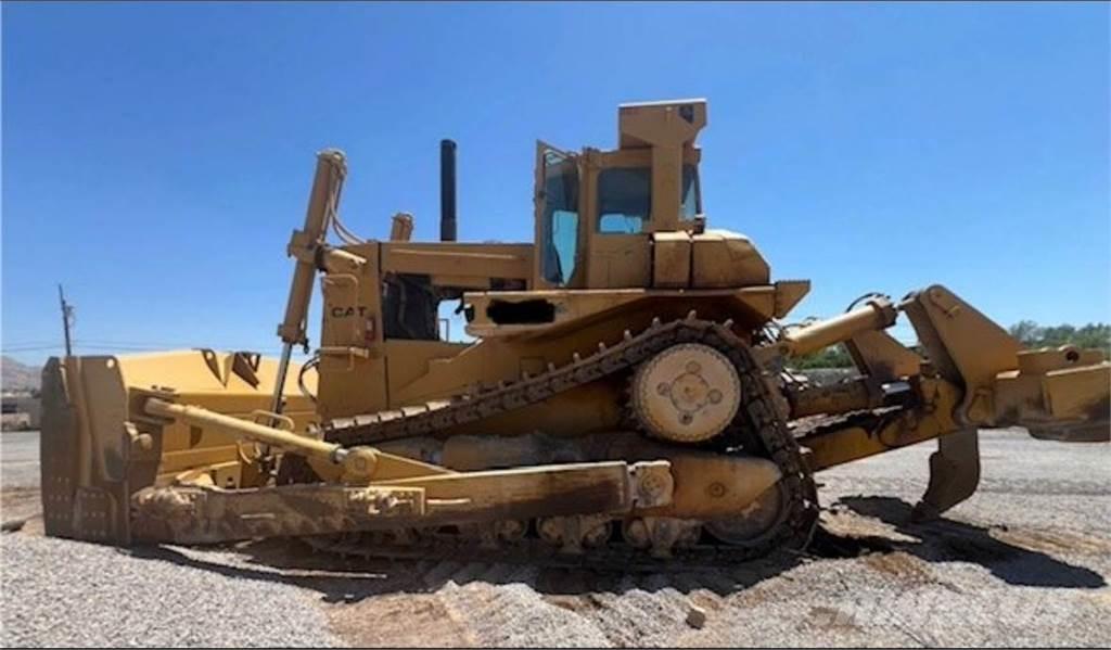 CAT D9L Buldozere pe senile