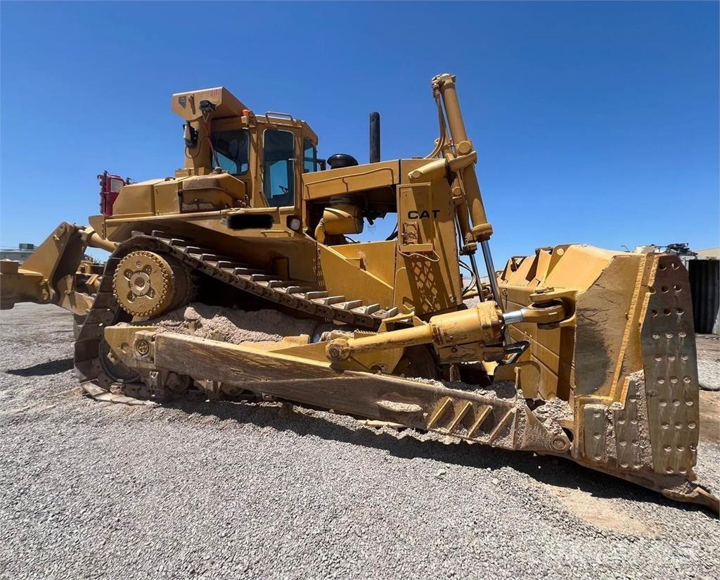 CAT D9L Buldozere pe senile