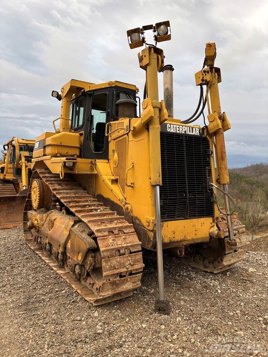 CAT D9R Buldozere pe senile