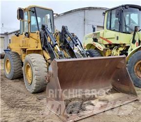 CAT IT18B Incarcator pe pneuri