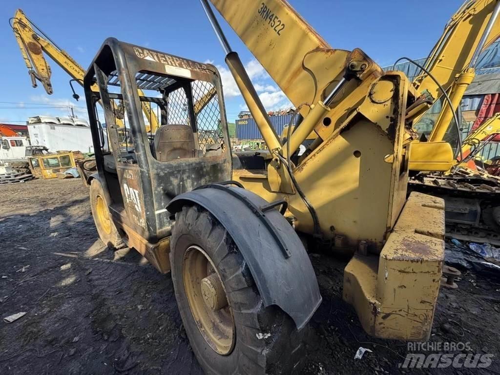 CAT TH83 Stivuitoare telescopice
