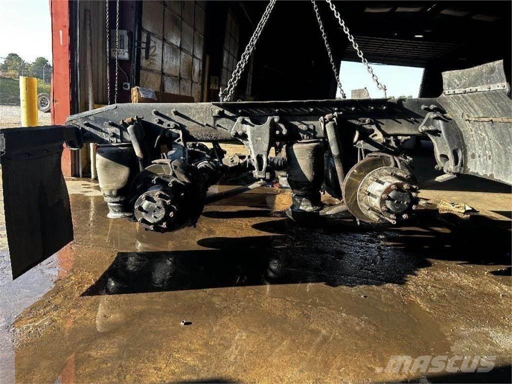  Dana LT625 Axe