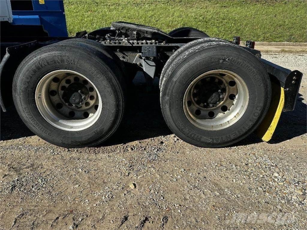  Dana LT625 Axe