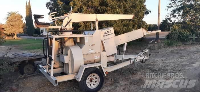 Finn B260T Primire culegatoare, suflante si elevatoare
