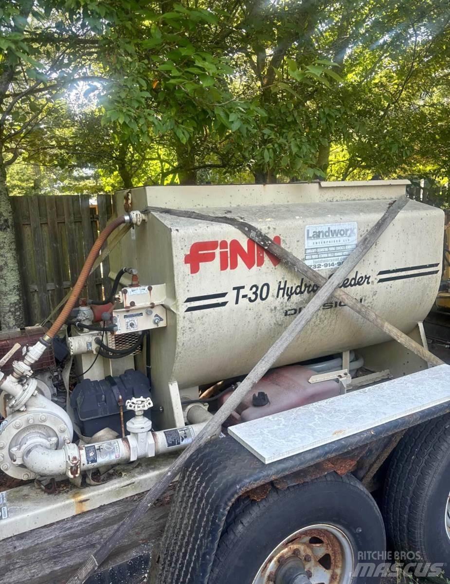 Finn T30 Primire culegatoare, suflante si elevatoare