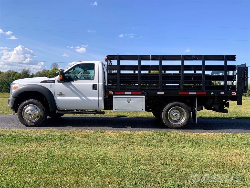 Ford 550 Camioane transport animale
