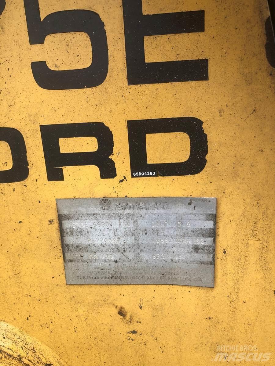 Ford 575E Buldoexcavatoare