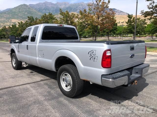 Ford F-250 Pick up/Platou