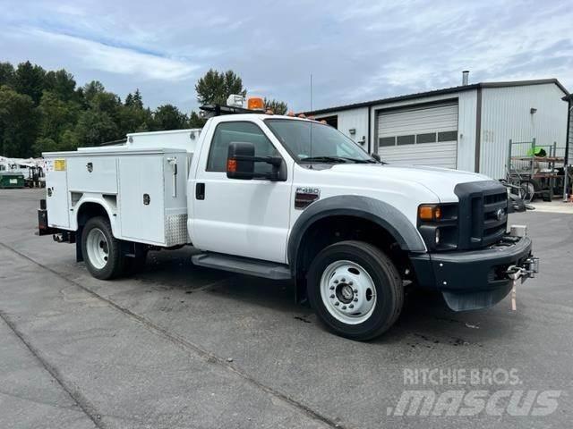 Ford F-450 Municipal/vehicul cu uz general