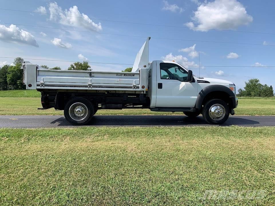 Ford F-450 Autobasculanta