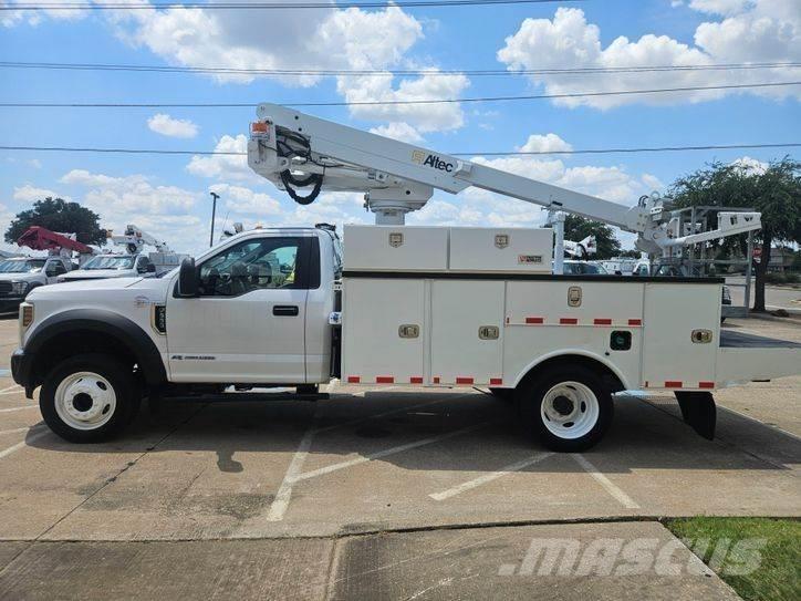 Ford F-450 Platforme aeriene montate pe camion