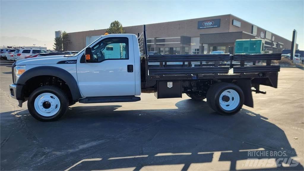 Ford F-550 Camioane transport animale