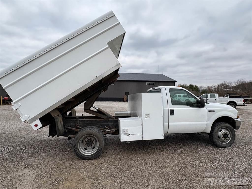 Ford F-550 Municipal/vehicul cu uz general