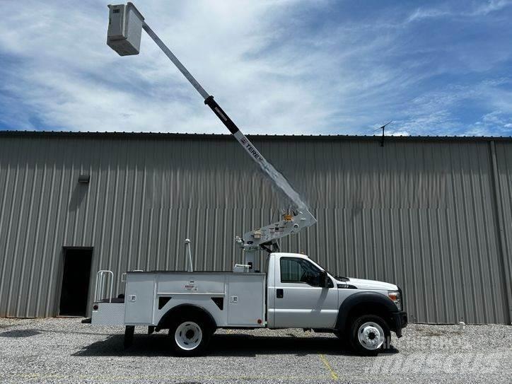Ford F-550 Platforme aeriene montate pe camion