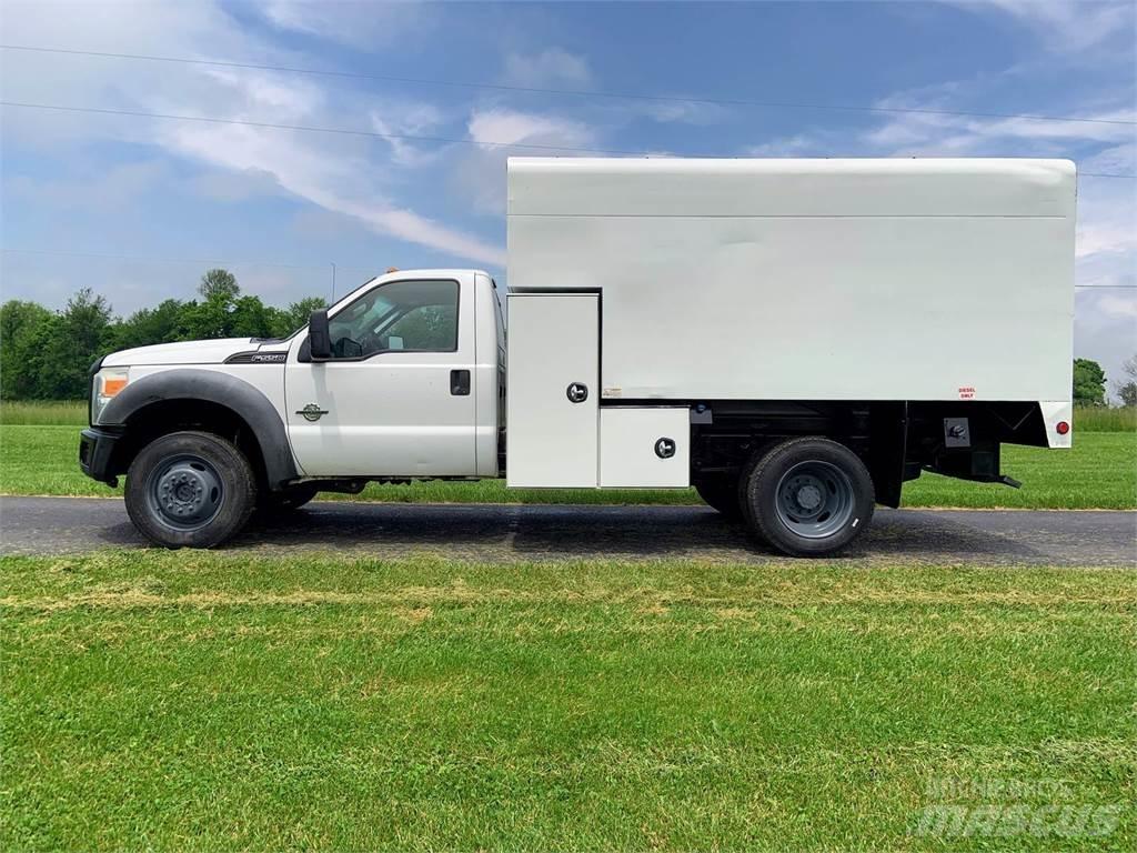 Ford F-550 Camion transport aschii