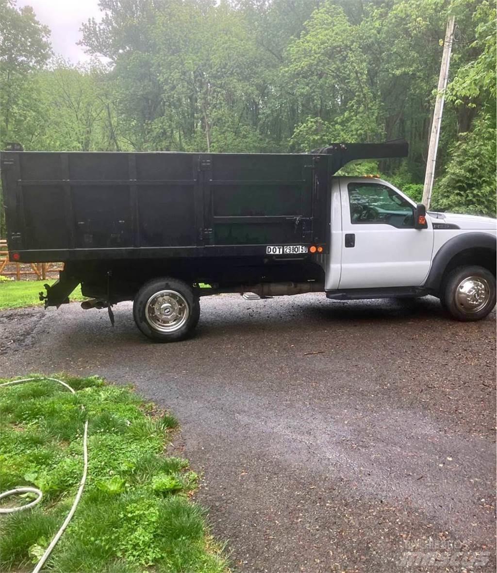 Ford F-550 Autobasculanta