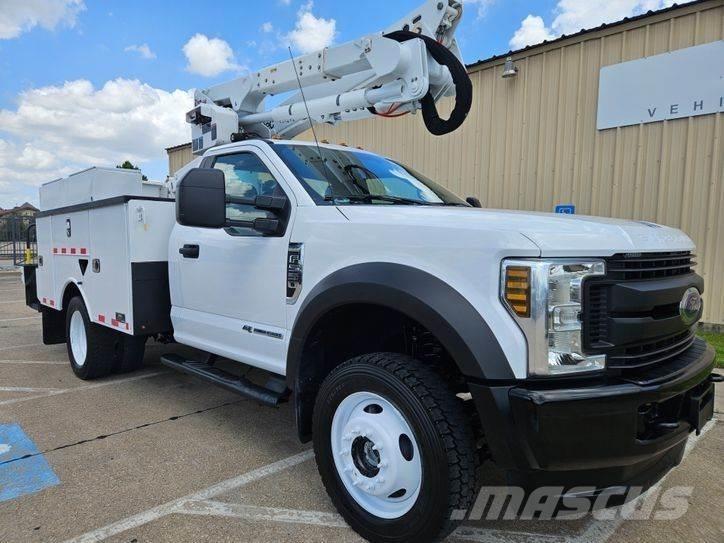 Ford F-550 Platforme aeriene montate pe camion