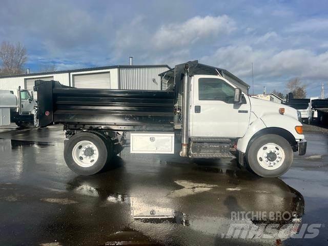 Ford F-650 Camion cabina sasiu