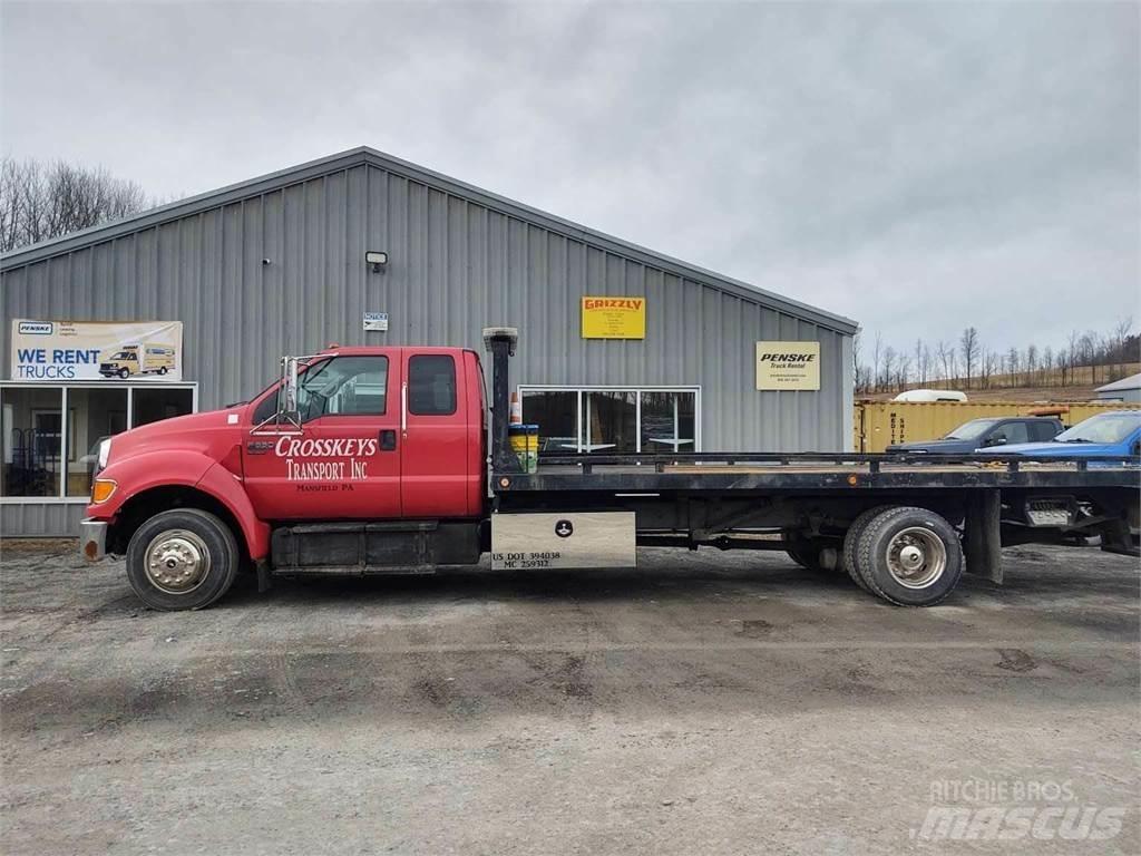 Ford F-650 Transportatoare vehicule