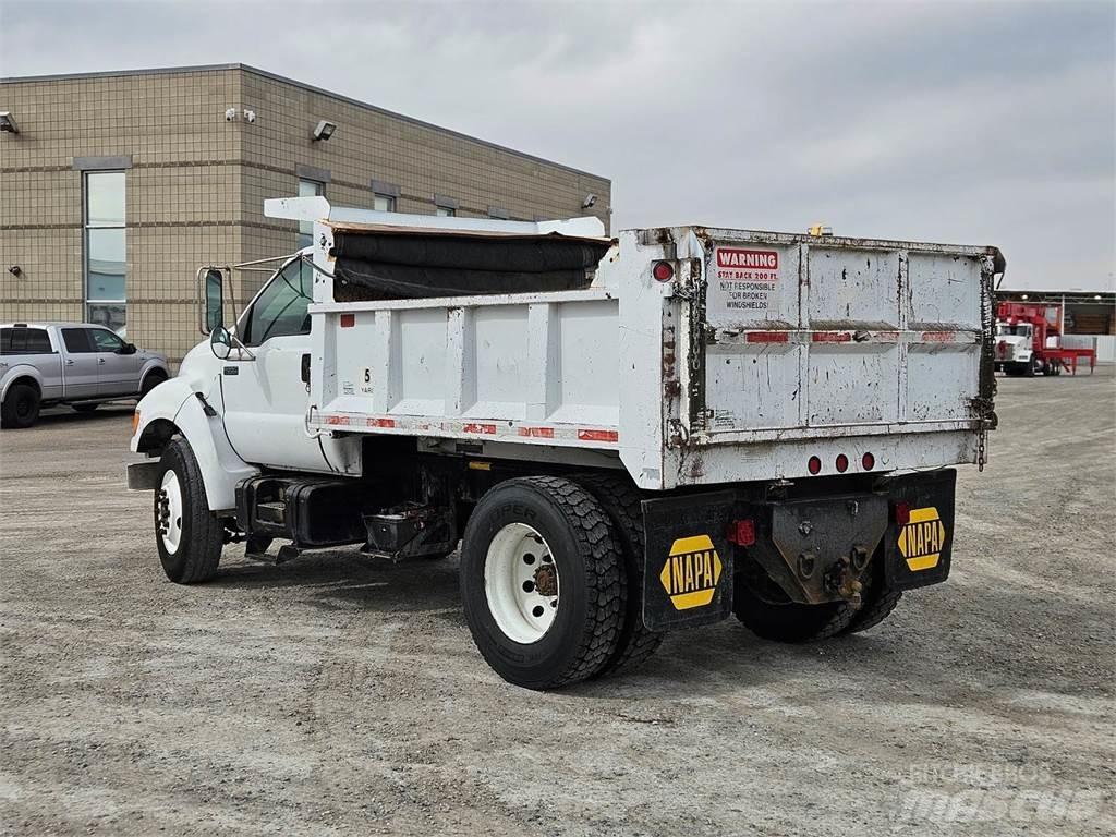 Ford F-650 Autobasculanta
