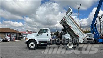 Ford F-750 Autobasculanta