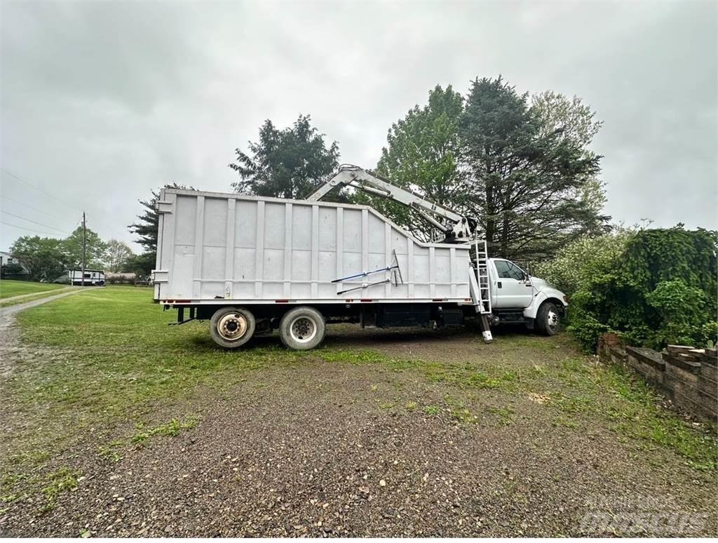 Ford F-750 Camioane cu macara