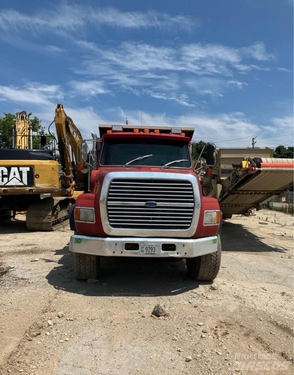 Ford L9000 Cisterne
