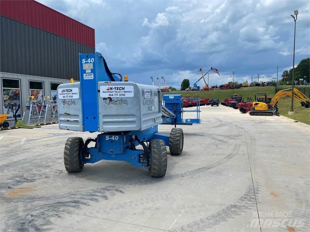 Genie S-40 Nacele cu brat telescopic