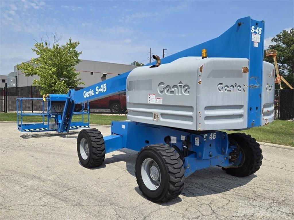 Genie S-45 Nacele cu brat telescopic
