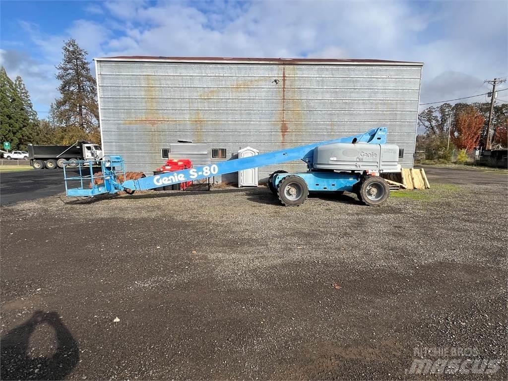 Genie S-80 Ascensoare verticale catarg