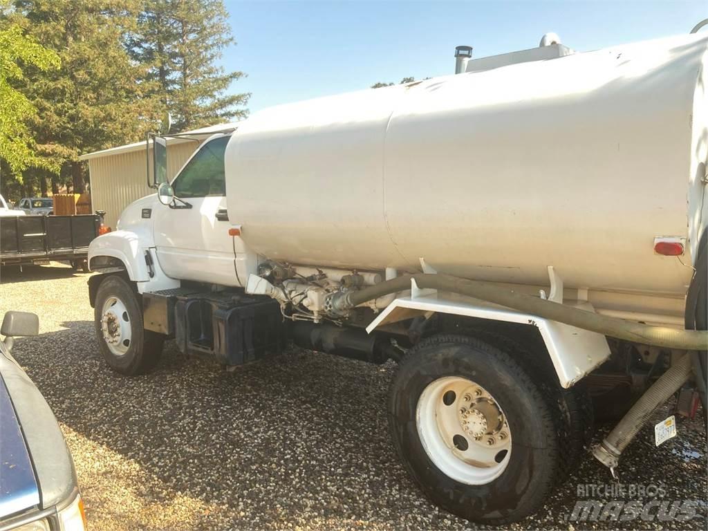 GMC 7500 Cisterne